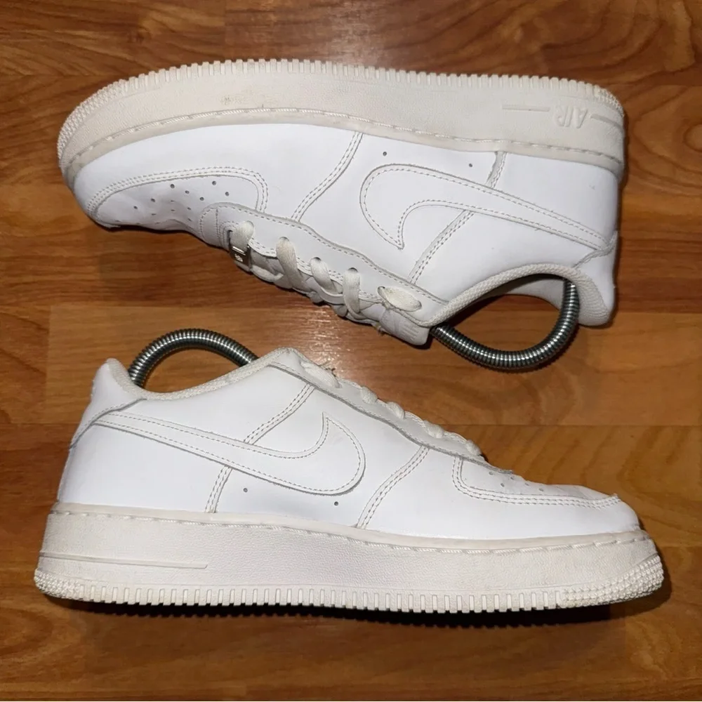 Nike Youth Air Force 1 LE Grade School Shoe Size 7Y, White/White DH2920-111 2021